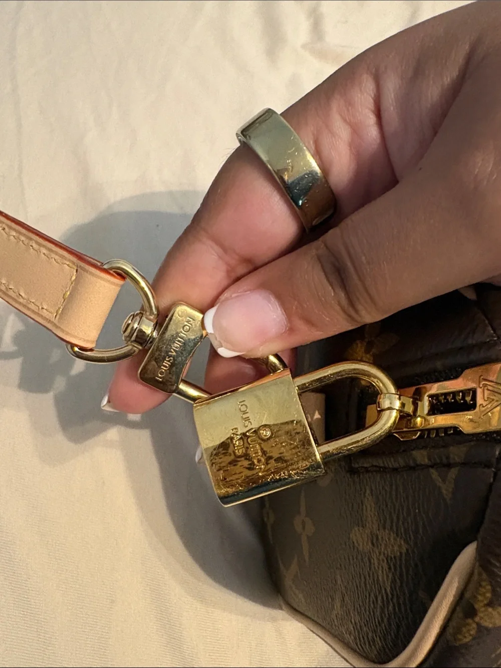 Louis Vuitton like new
